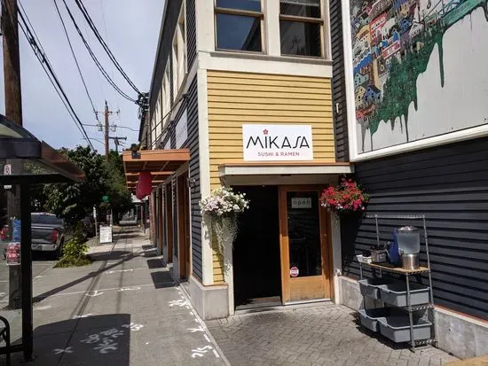 Mikasa Sushi & Ramen