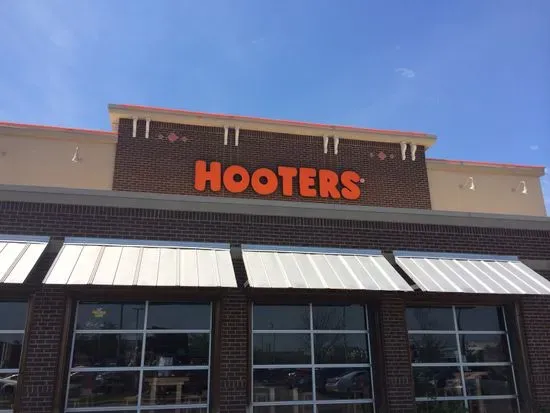 Hooters