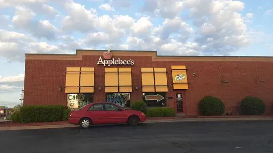 Applebee's Grill + Bar