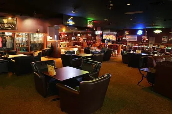 Side Pockets Restaurant & Sports Bar