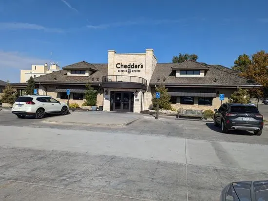 Cheddar's Scratch Kitchen