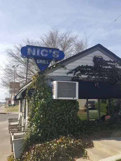 Nic's Grill