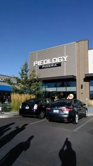 Pieology Pizzeria, Springfield