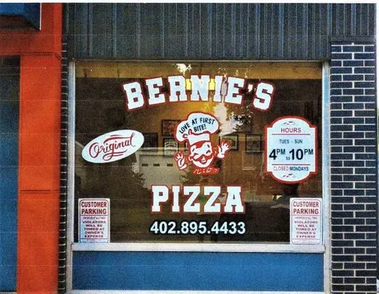 Bernies Pizza Parlor