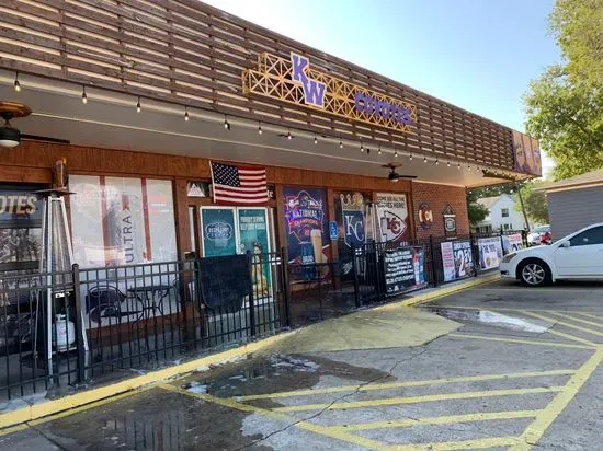 Library Sports Bar & Grill