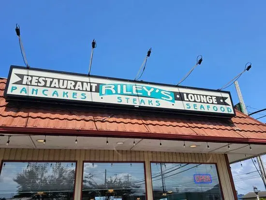 Riley's Restaurant & Lounge