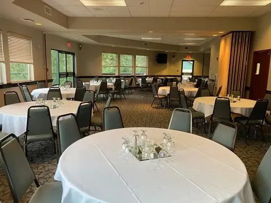 Mt View Banquets, Restaurant and Lounge