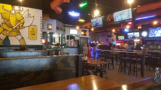 Mac's Pizza Pub