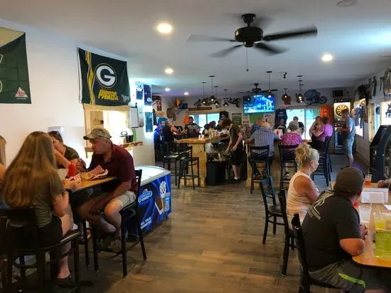 Pickerel Point Resort Bar & Grill