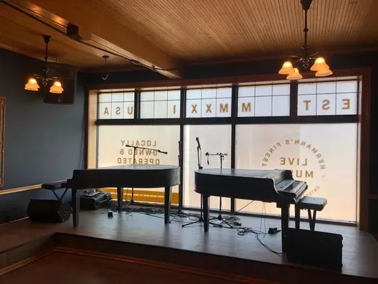 The Piano Bar Hermann