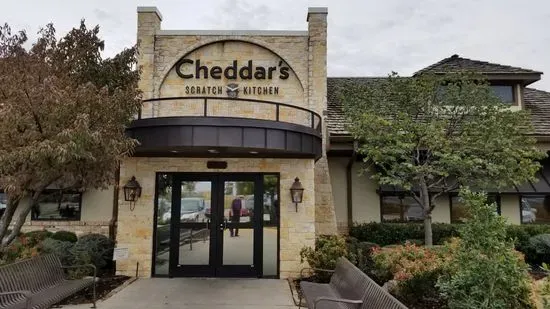 Cheddar's Scratch Kitchen