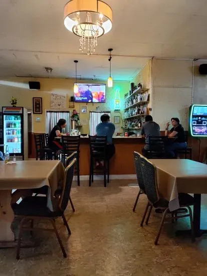 100 Plus Latino Restaurant