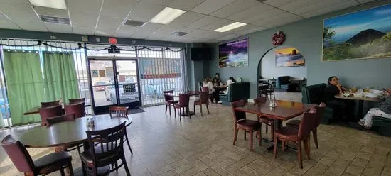 Delicias Salvadoreñas Restaurant