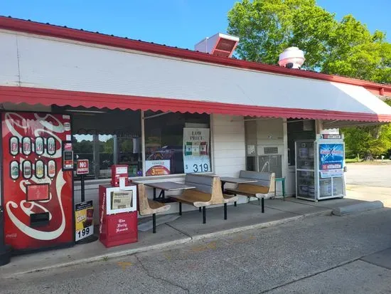 Barefoot's Country Store & Grill