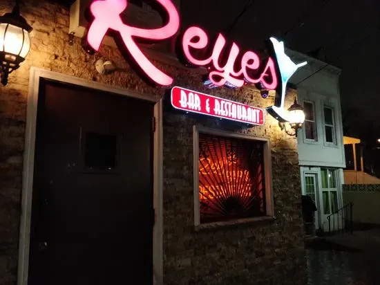 Reyes Bar & Restaurant