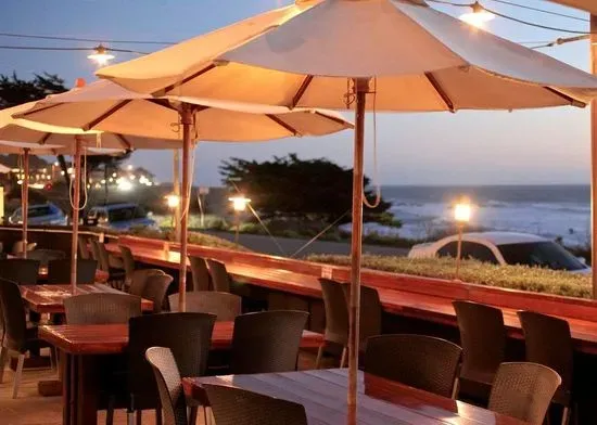 Moonstone Beach Bar & Grill