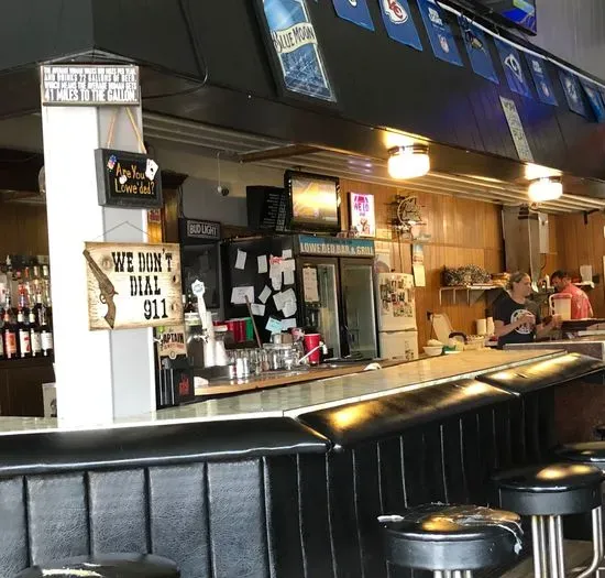 Lowe' Ded Bar & Grill