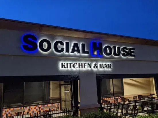 Social House Kitchen & Bar