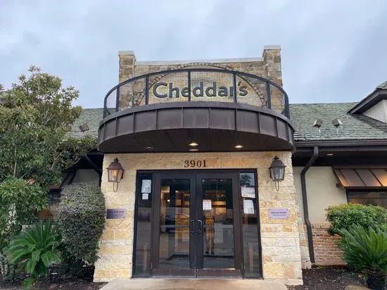 Cheddar's Scratch Kitchen