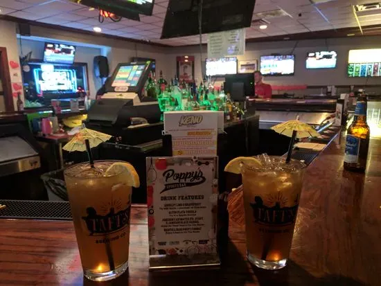 Poppy's Sports Bar & Grill