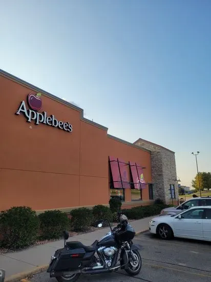 Applebee's Grill + Bar