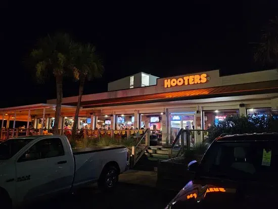 Hooters