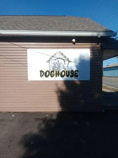 Doghouse Inn