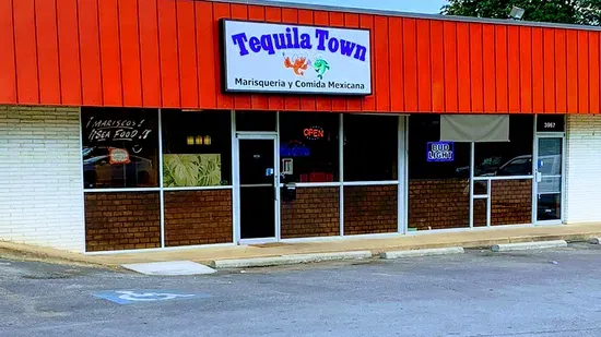 Tequila Town Marisqueria y Comida Mexicana