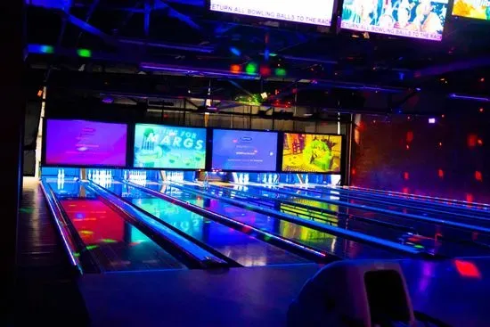 Arnold's Bowling Bistro & Bar