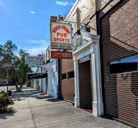 Riverfront Pub & Sports