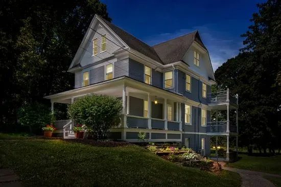 Benn Conger Inn
