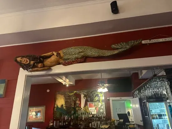 Mermaid Bar - Florida House Inn