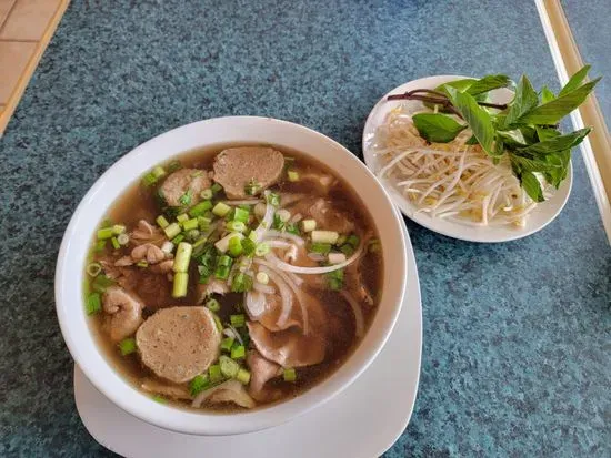 Pho Ong Gia Cali