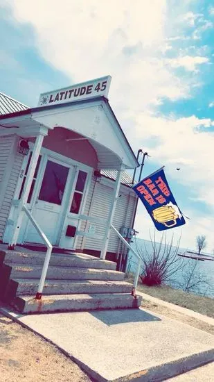 Latitude 45