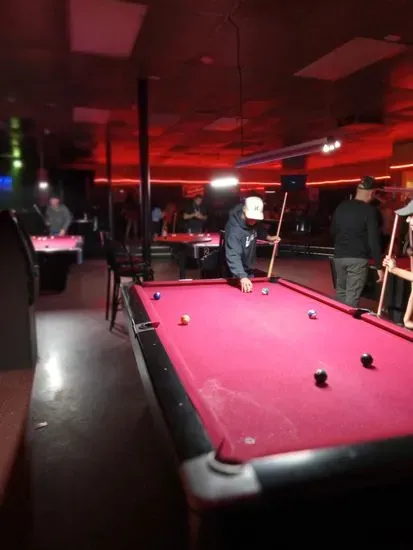 El Flamingo Billiards