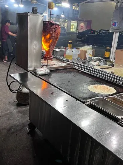 Tacos Los Yaquis.