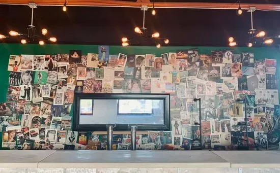 The B Pub