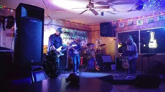Sportsman Lounge