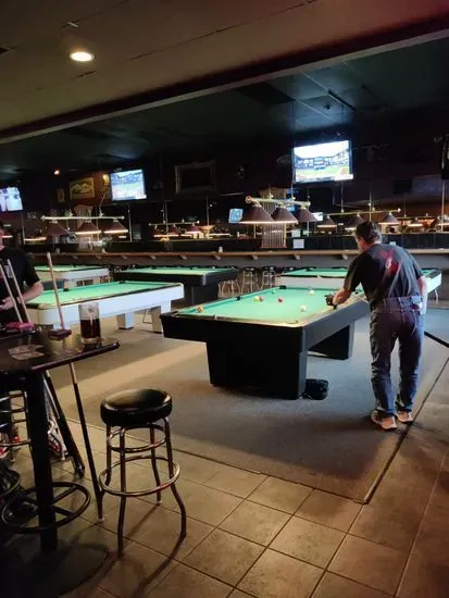 Billiards Plus Bar