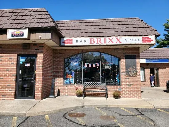 Brixx Bar and Grill