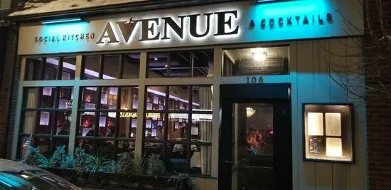 Avenue Social Kitchen & Cocktails