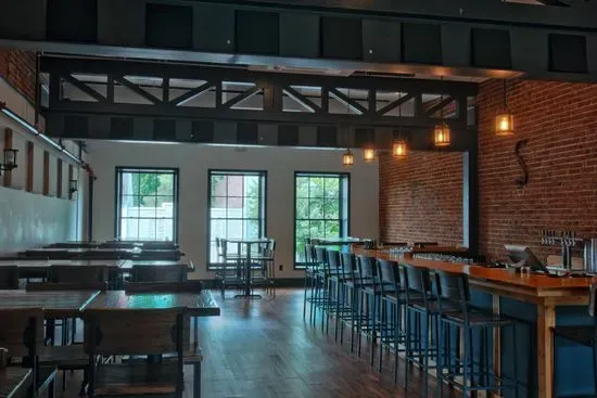 Molly Pitcher Brewing Company Taproom on High