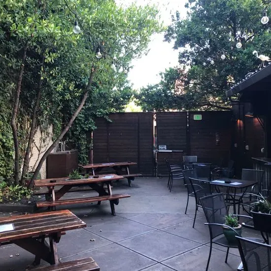 Argus | Bar + Patio