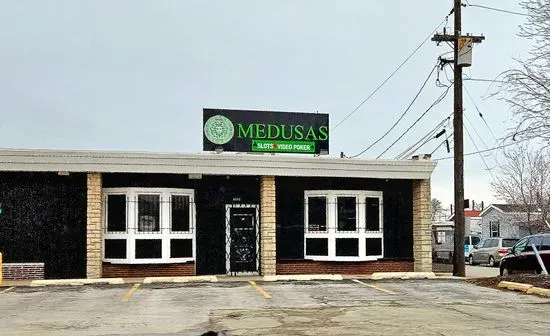 Medusas Bar & Lounge