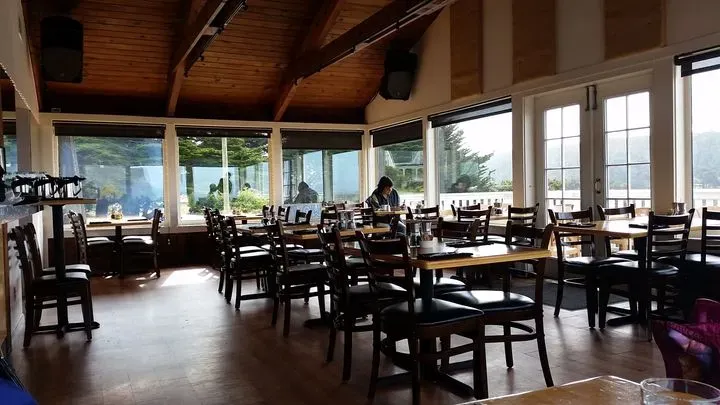Flow | Restaurant & Lounge - Updated November 2025