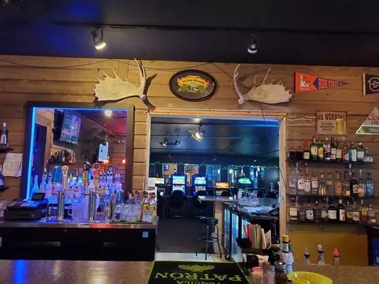 Golden Moose Bar