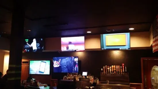 Brewski’s - Grill, Sports Bar, & Casino