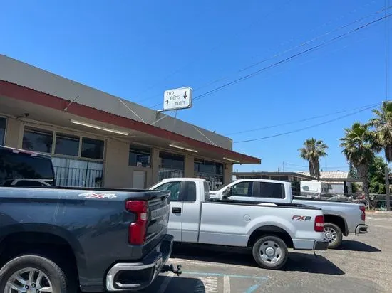 Victor Market & Deli