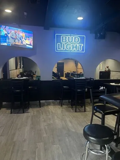 La Casa Blanca Sports Bar