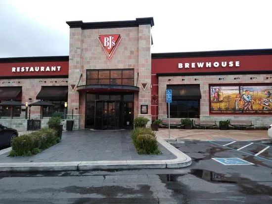 BJ's Restaurant & Brewhouse